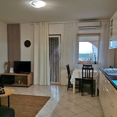 Apartments With A Swimming Pool Punat, Krk - 5378 Zewnętrze zdjęcie